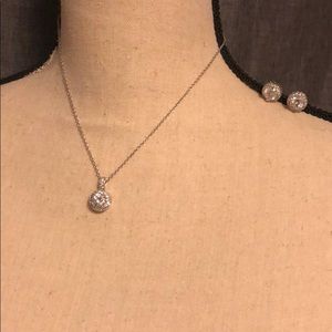 Premier Designs necklace and earring set